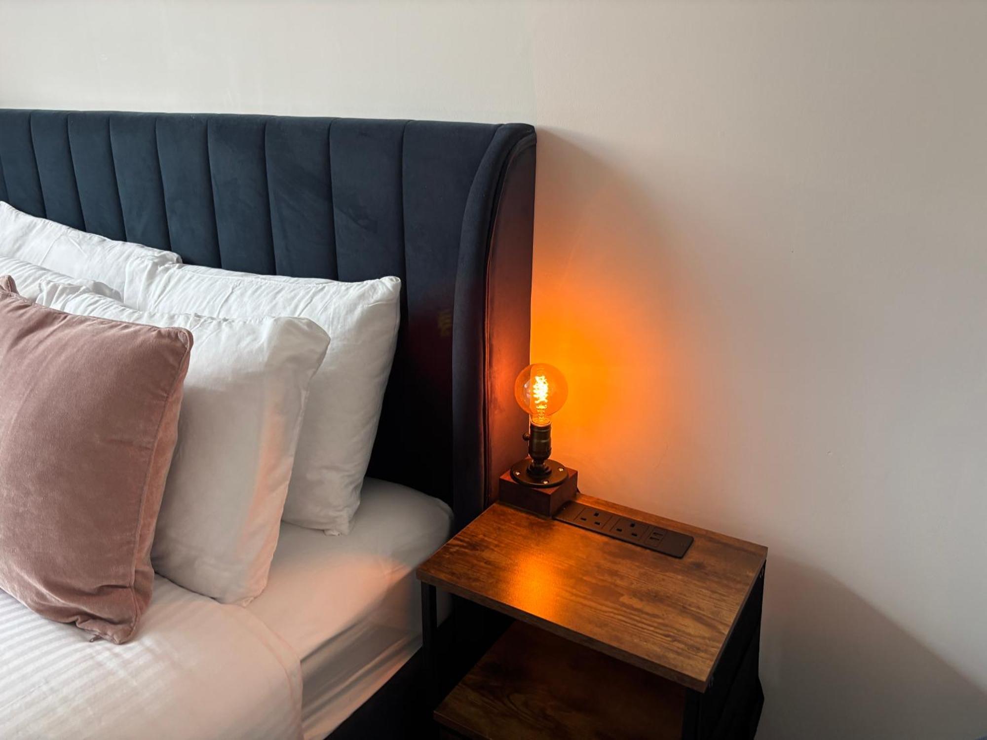 Manchester Apt, Free Parking, Business, Couples & Families Exterior foto